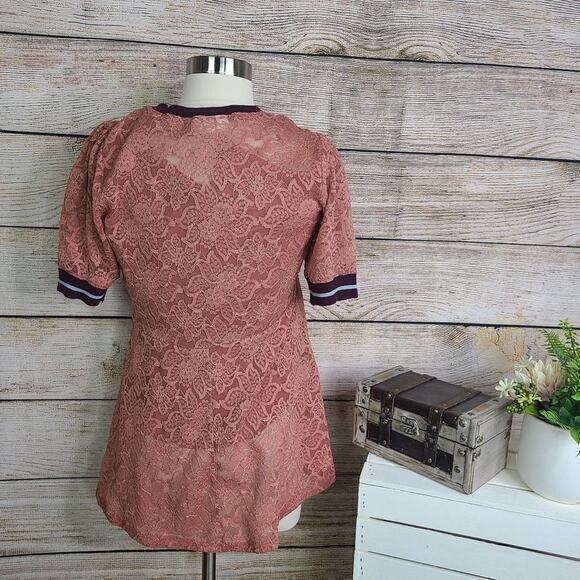 Jessica Simpson Women's Maternity Mauve Lace Top Size Small - Picture 2 of 7